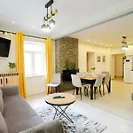 Apartamenty Everysky - Karkonoska 30